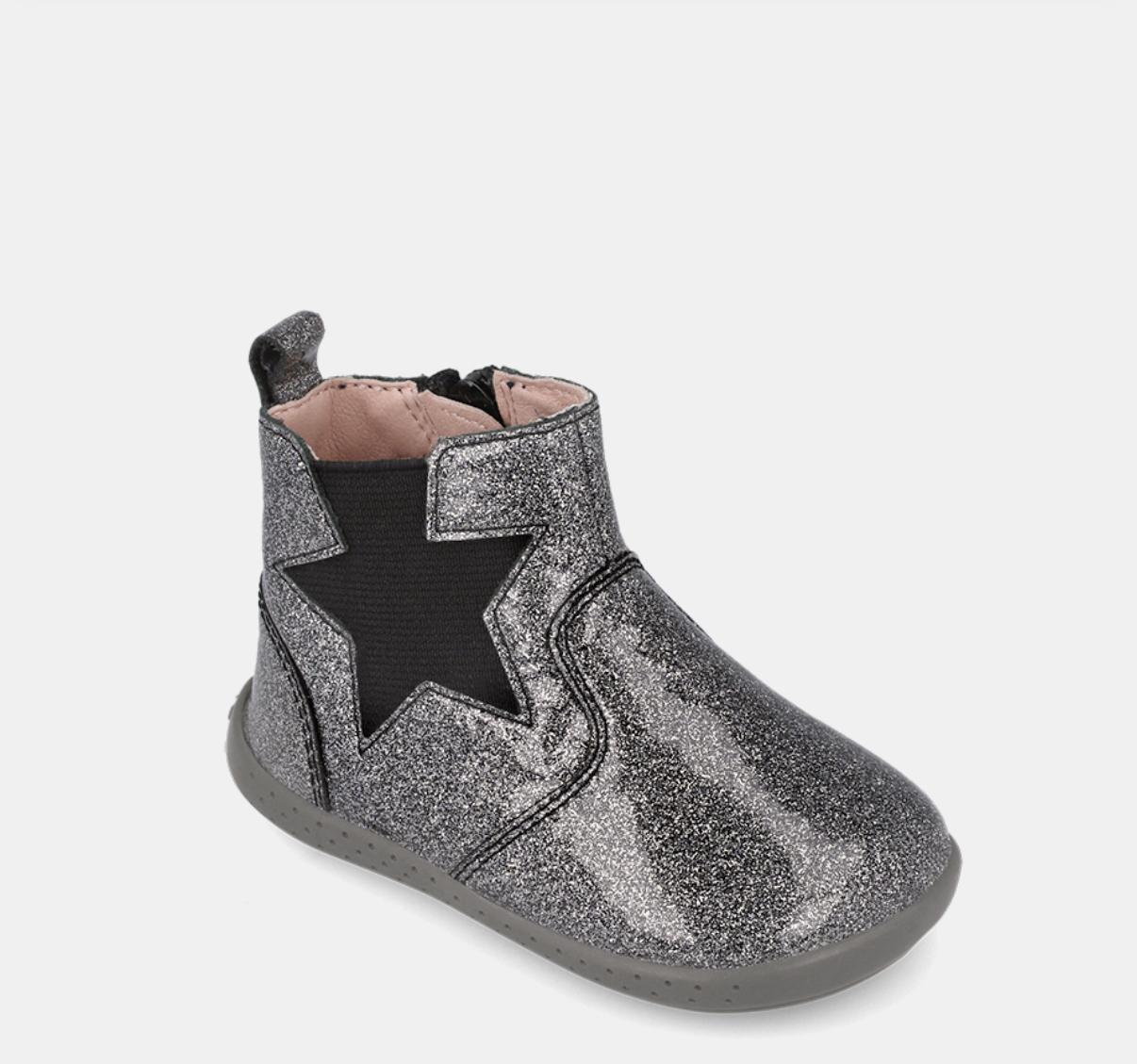 bota charol estrella